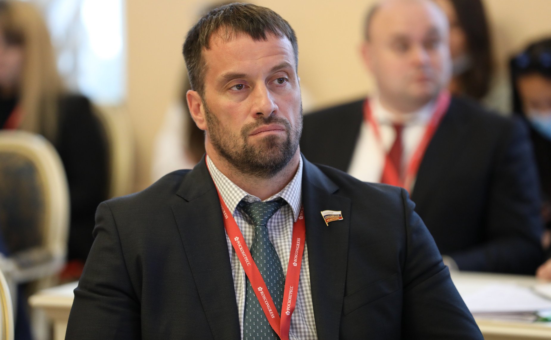 Эдуард Исаков