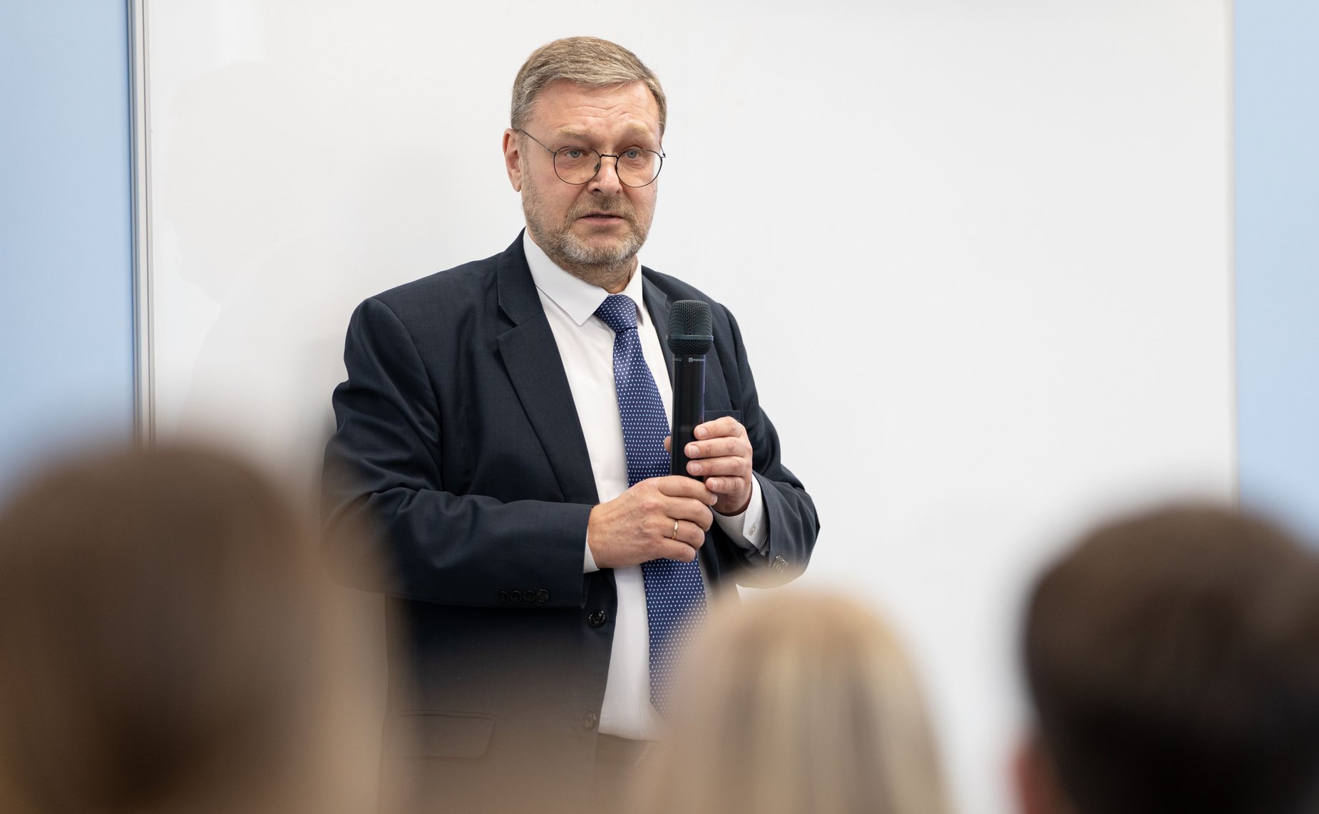 Константин Косачев