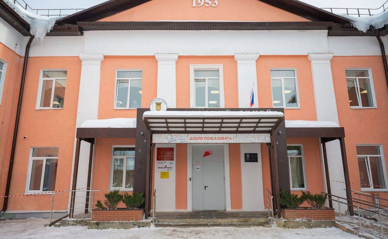 Анатолий Артамонов с рабочей поездкой посетил Кировский муниципальный округ Калужской области