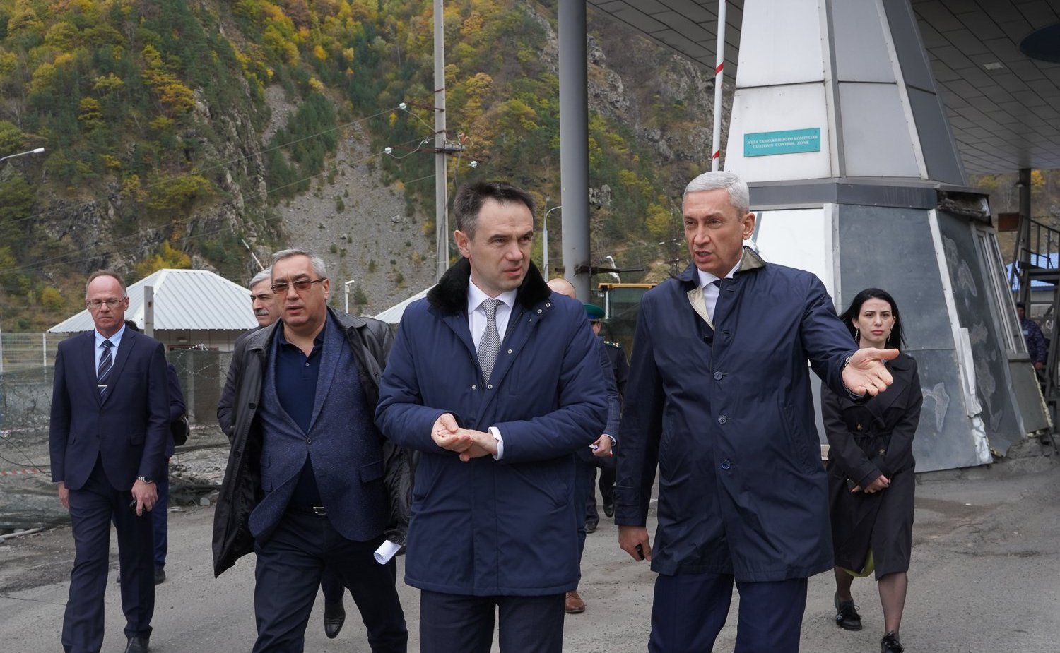 Сенаторы РФ проинспектировали приграничные пункты пропуска в субъектах РФ