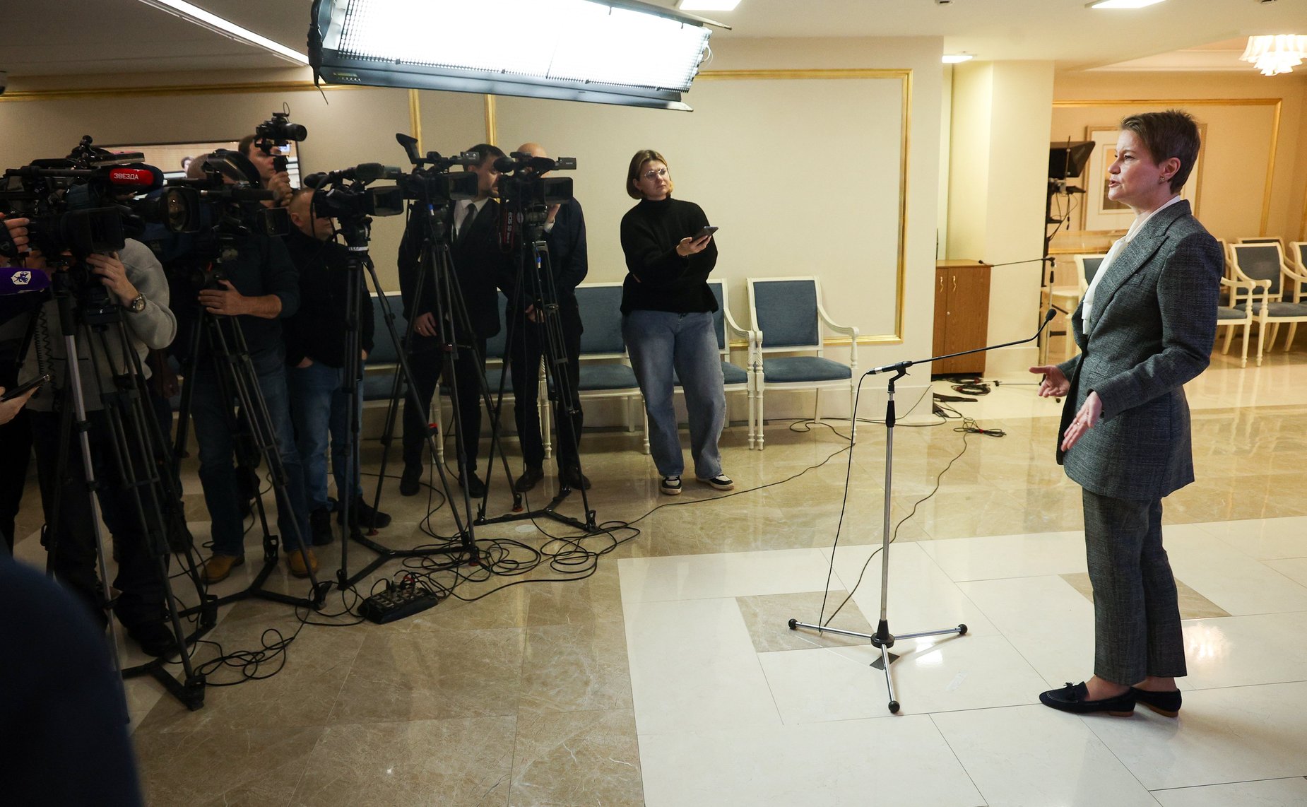 Пресс-подход председателя Совета федеральной территории «Сириус» Елены Шмелевой