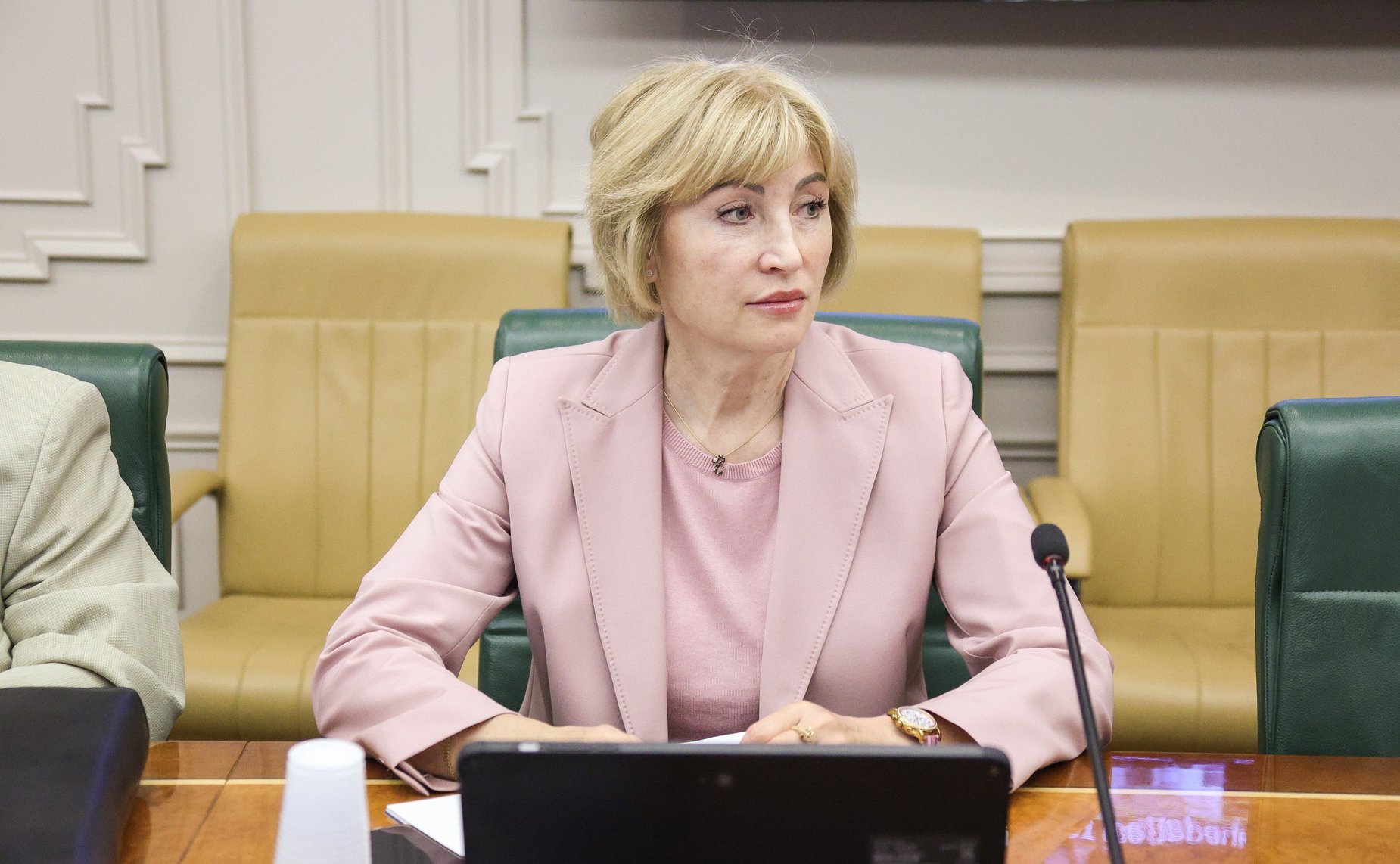 Круглый стол Комитета Совета Федерации по аграрно-продовольственной политике и природопользованию «Развитие отечественного животноводства и ветеринарии: проблемы и перспективы»