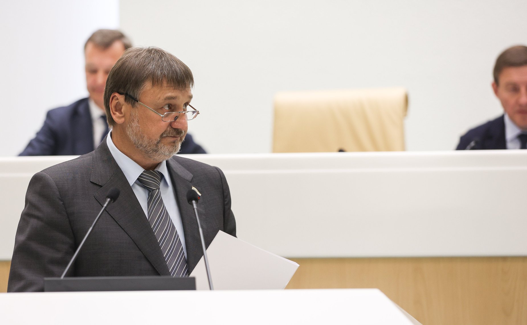 Владимир Лебедев