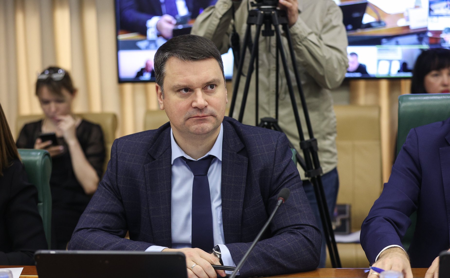 Расширенное совещания на тему «Совершенствование механизма приобретения жилых помещений с использованием средств материнского (семейного) капитала в части исключения практики приобретения жилых помещений, ставших непригодными для проживания граждан»