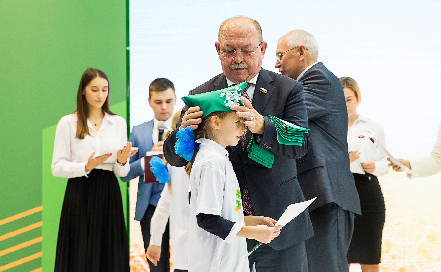 Представление новой программы «Эколята сельских поселений России» на Российской агропромышленной выставке «Золотая осень»