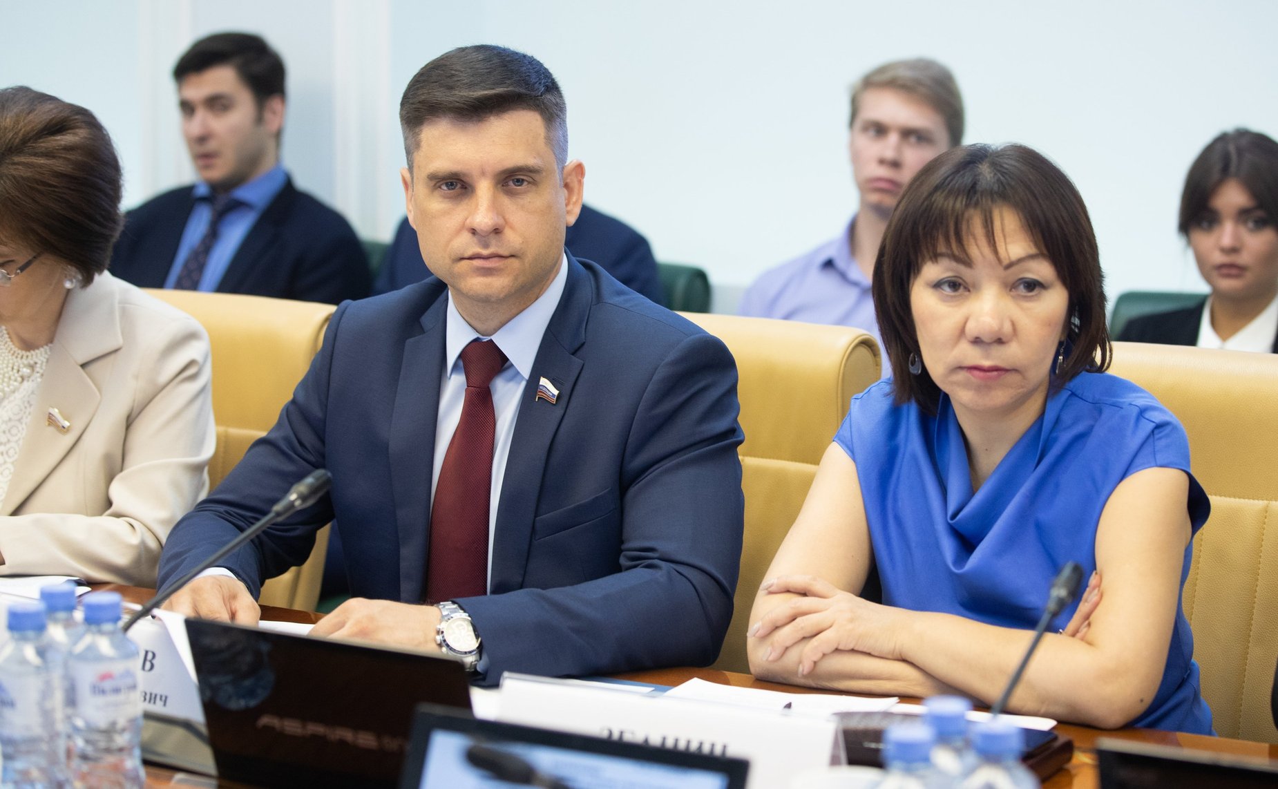 Ю. Архаров и В. Зганич