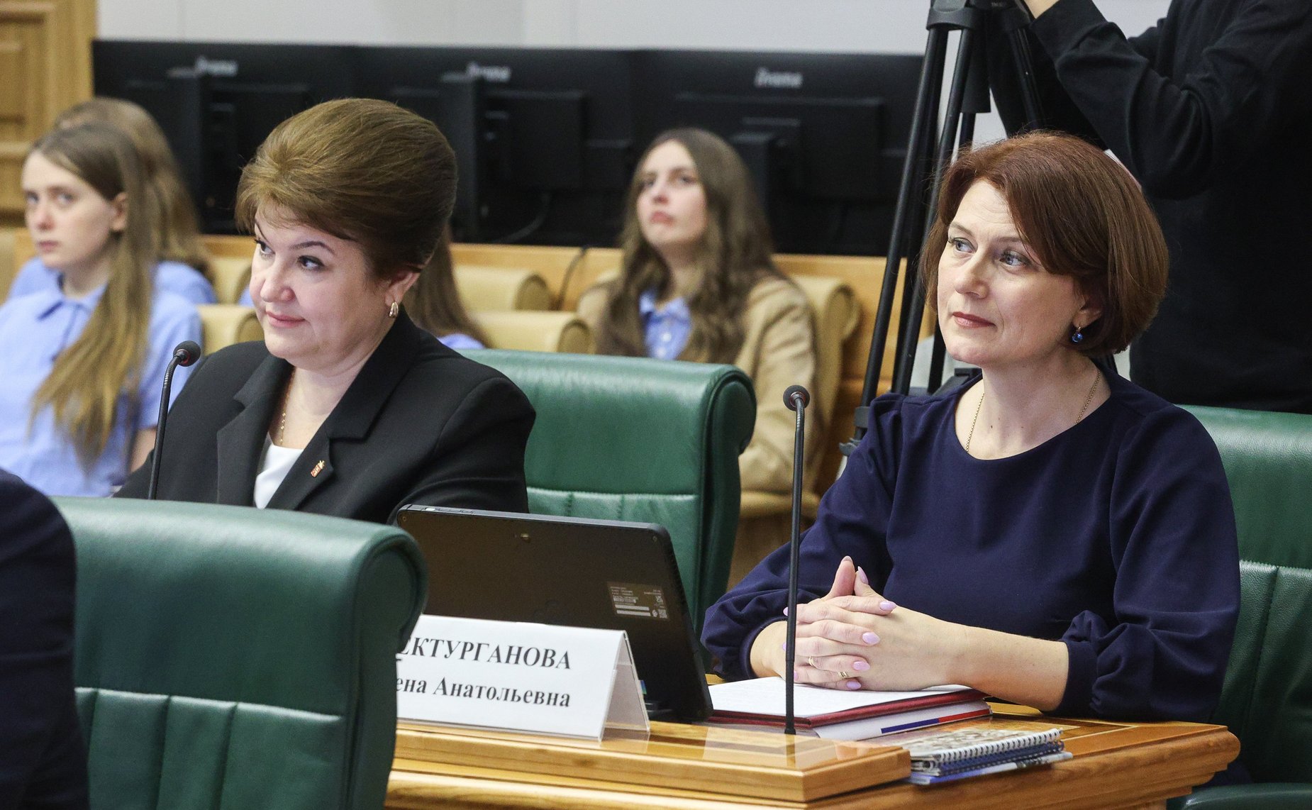 Парламентские слушания на тему «Государственная политика в сфере сохранения, защиты и развития русского языка: состояние, проблемы и пути решения»