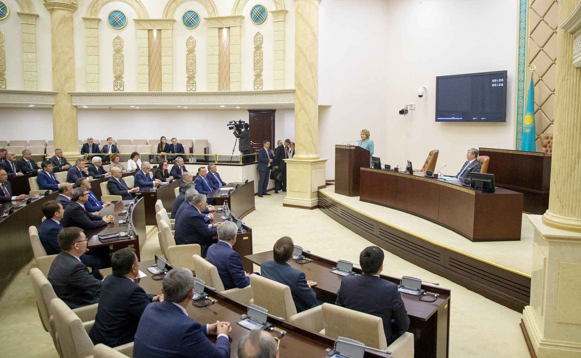 Выступление В. Матвиенко на заседании Сената Парламента Республики Казахстан