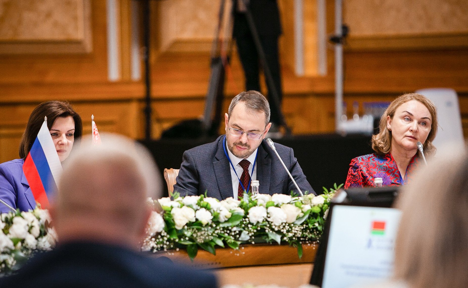 Заседание секции 1 «Гуманитарное сотрудничество России и Беларуси. Итоги десятилетия и перспективы развития». X Форум регионов России и Беларуси