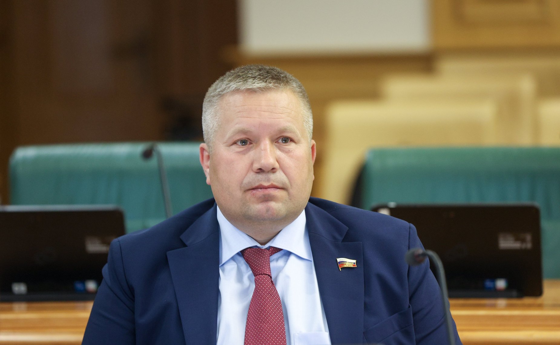 Денис Гусев