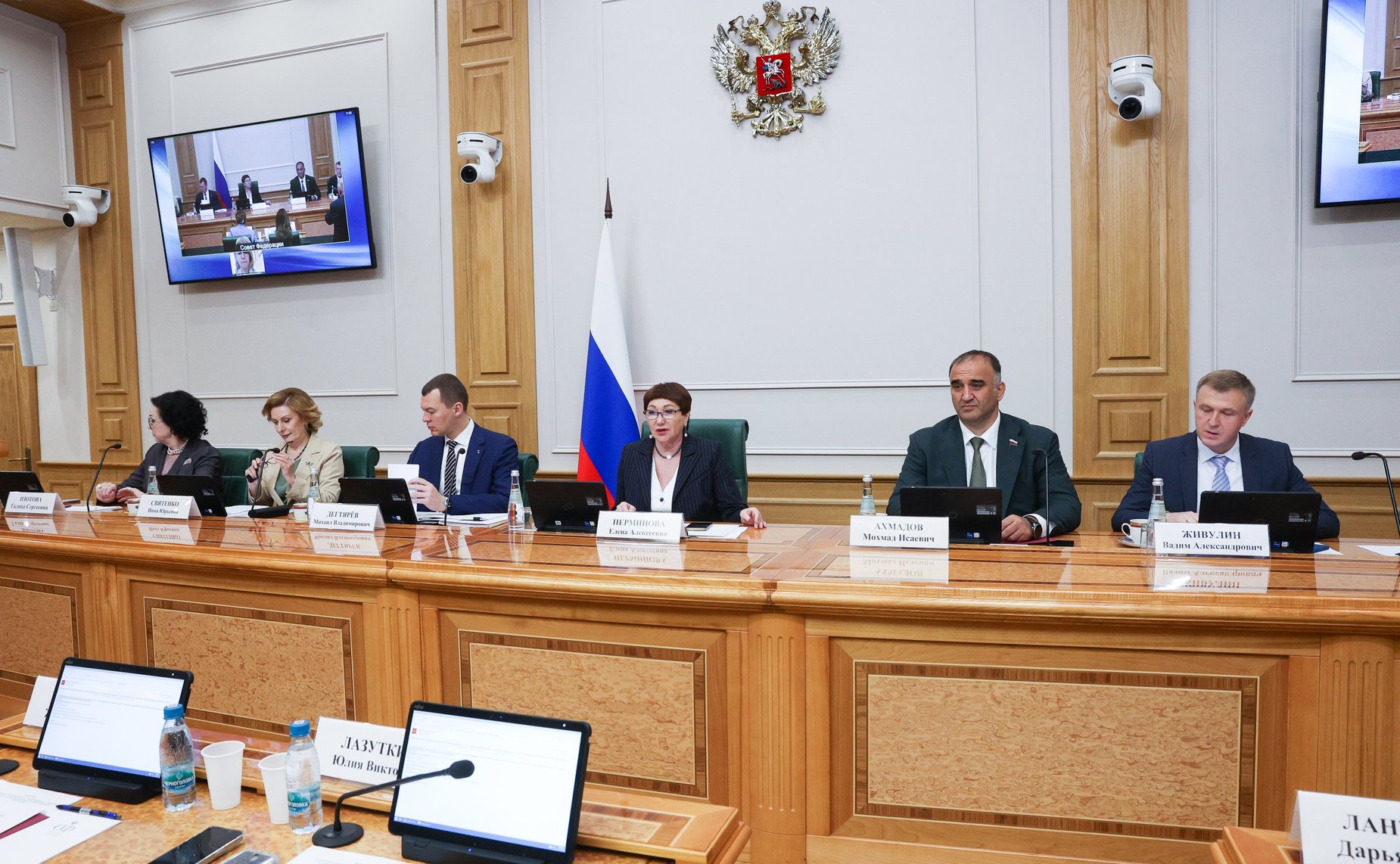 Расширенное заседание Комитета СФ по социальной политике с участием Министра спорта РФ по вопросу «О ходе подготовки «правительственного часа» по вопросу «О реализации госполитики в сфере физкультуры и спорта для достижения нац. целей развития РФ»