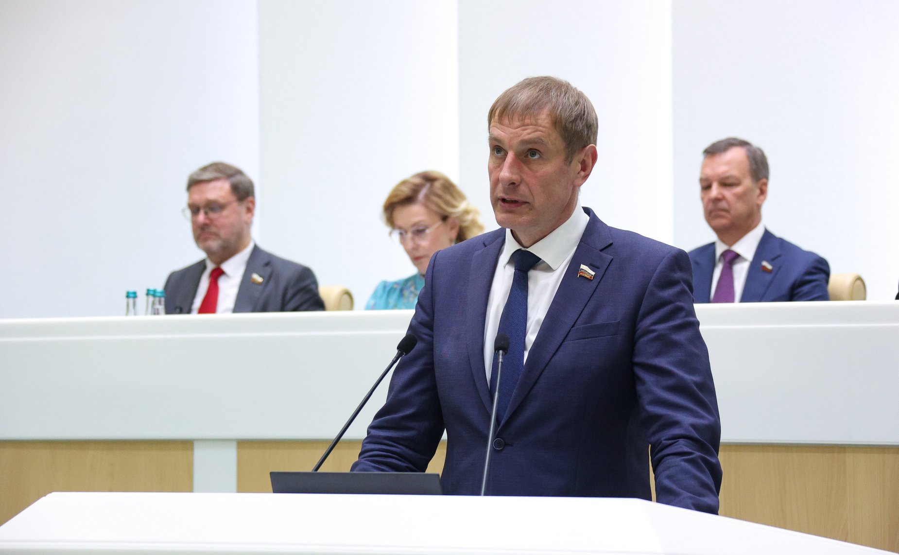 Олег Земцов