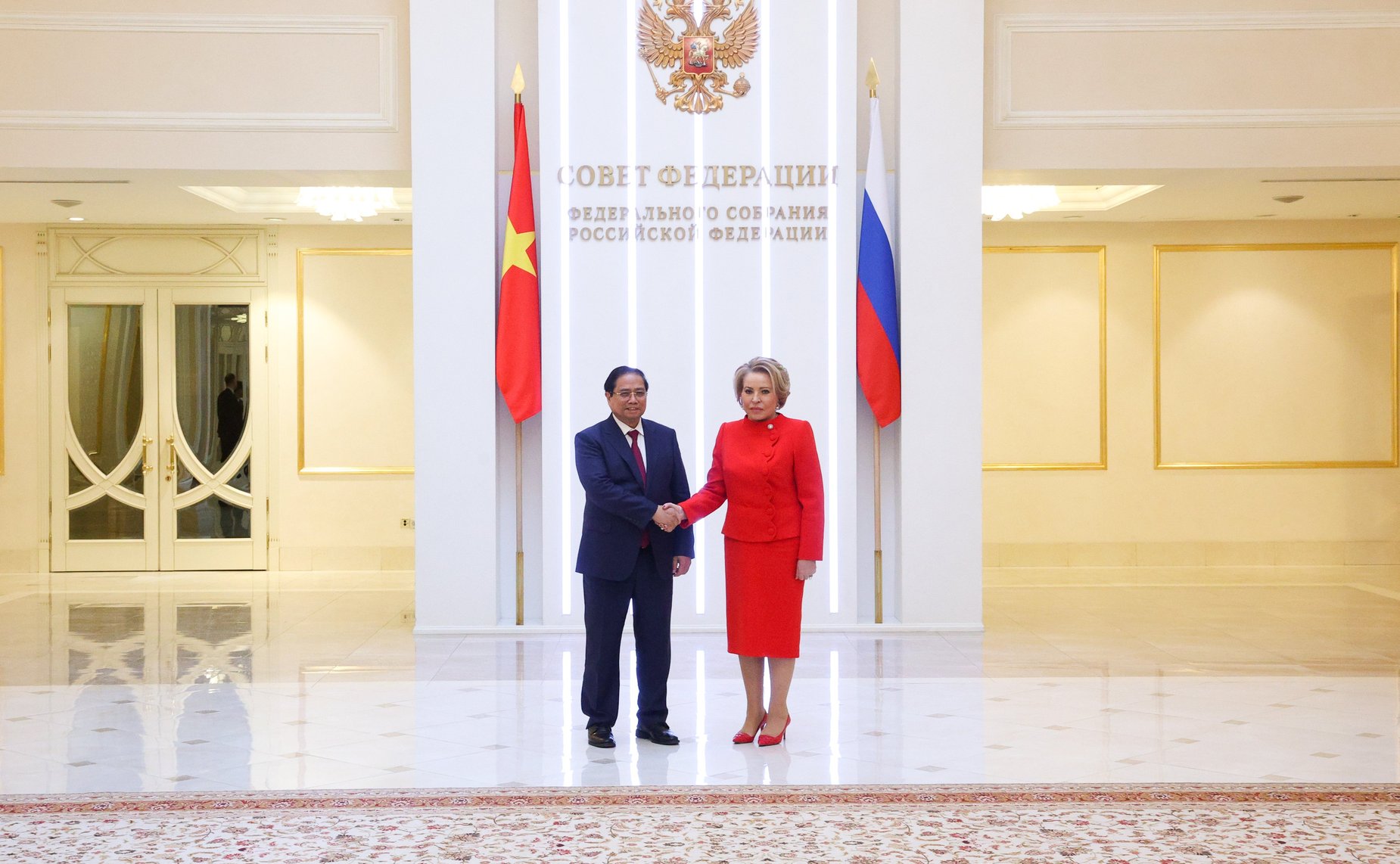 Валентина Матвиенко провела встречу с Премьер-министром Социалистической Республики Вьетнам Фам Минь Тинем