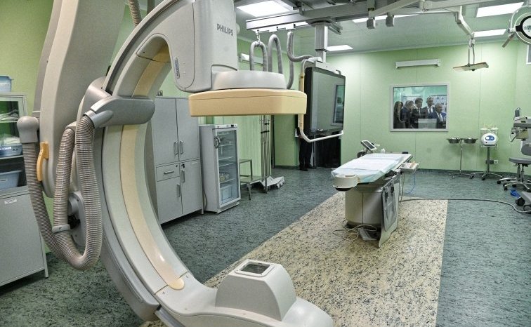 Анатолий Артамонов принял участие в расширенном заседании регионального координационного совета при губернаторе по науке, инновационным технологиям и образованию