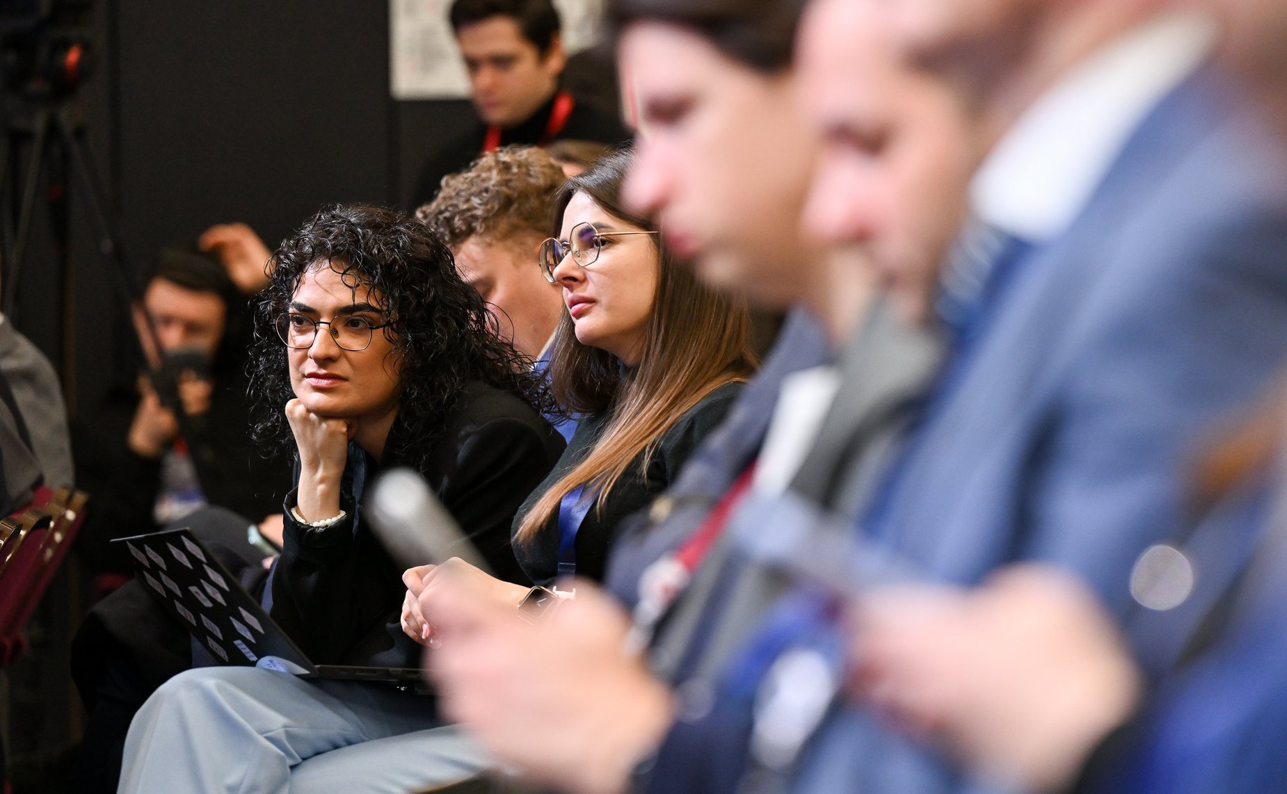 Пленарная сессия «Беспилотное будущее: как беспилотный транспорт меняет представление об организации пространства от города до государства»