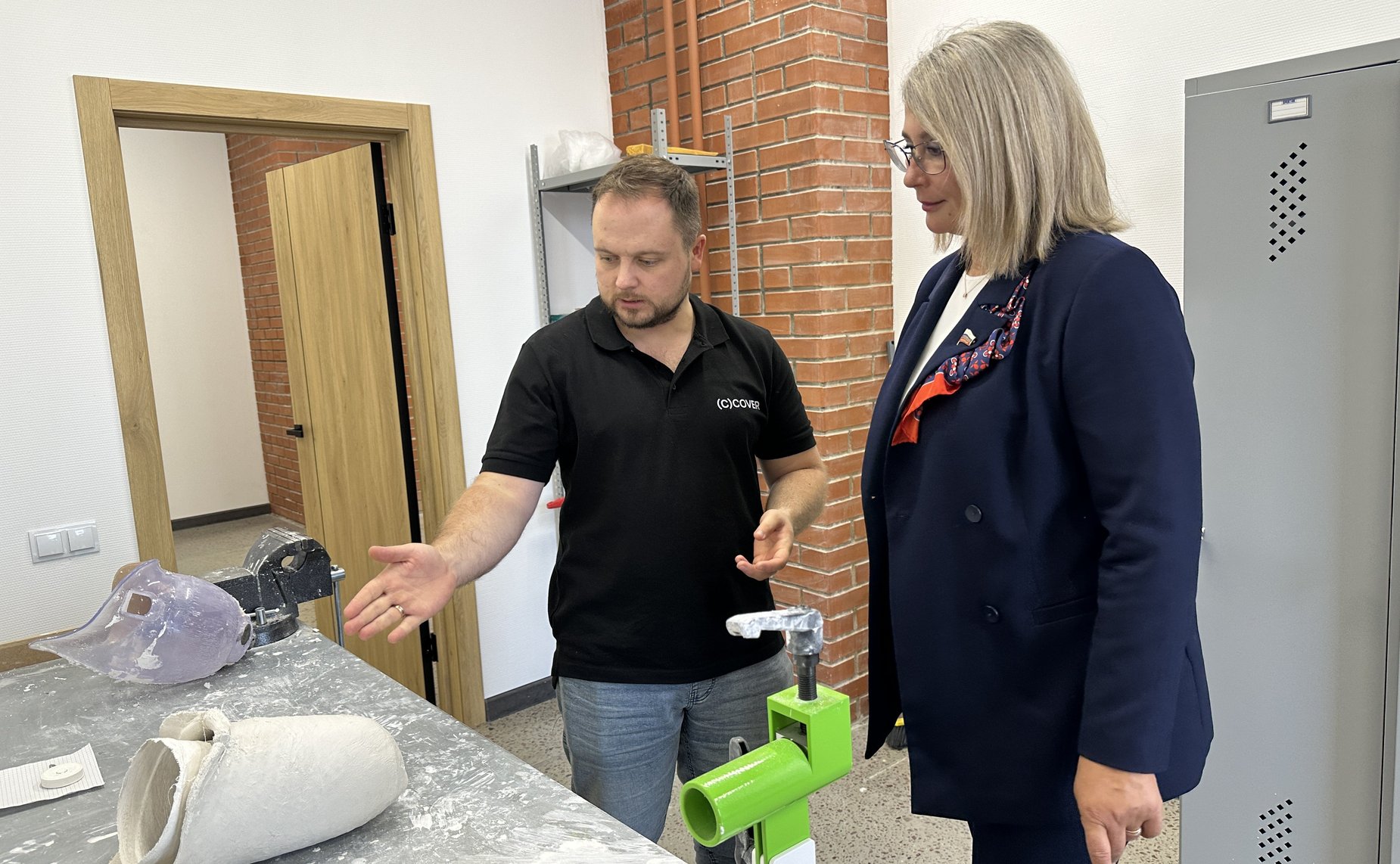 Наталия Косихина провела рабочую встречу с руководством и сотрудниками Центра протезирования и реабилитации