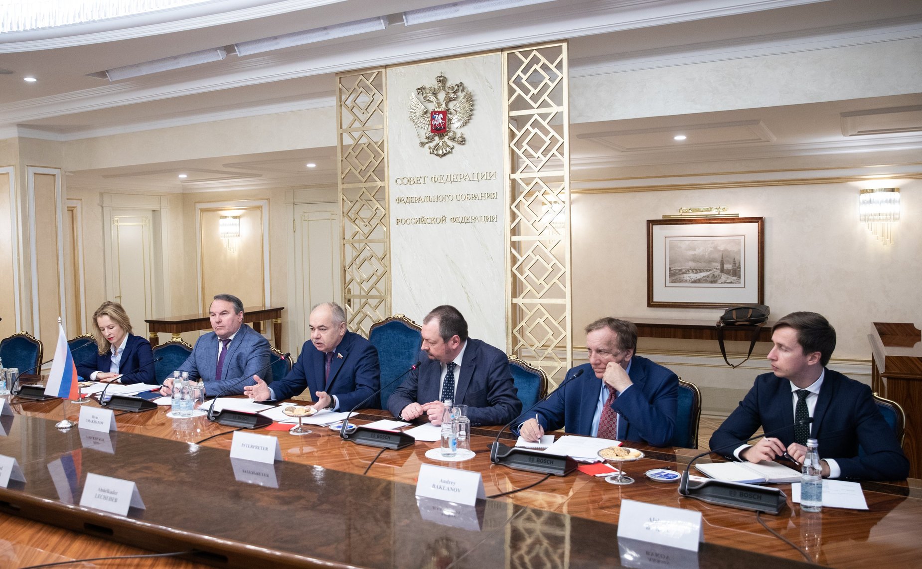 Встреча И. Умаханова c президентом Марокканского комитета мира и солидарности, вице-президентом Организации солидарности народов Азии и Африки Талаой Ассаудом Аль-Атласси