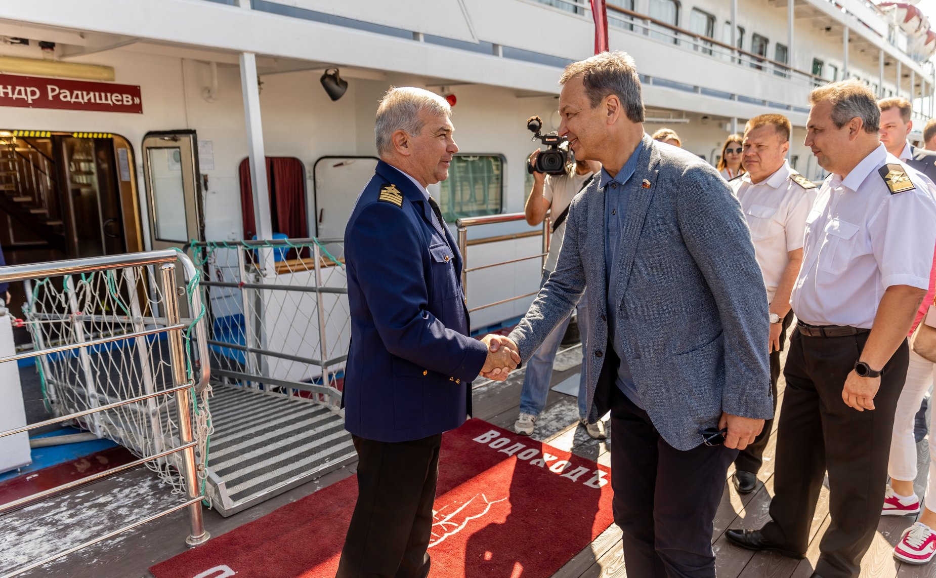 Первый заместитель Председателя СФ Андрей Яцкин в рамках рабочей поездки в Ростовскую область осмотрел объекты социальной и транспортной инфраструктуры, включенные в программу комплексного развития г. Таганрога