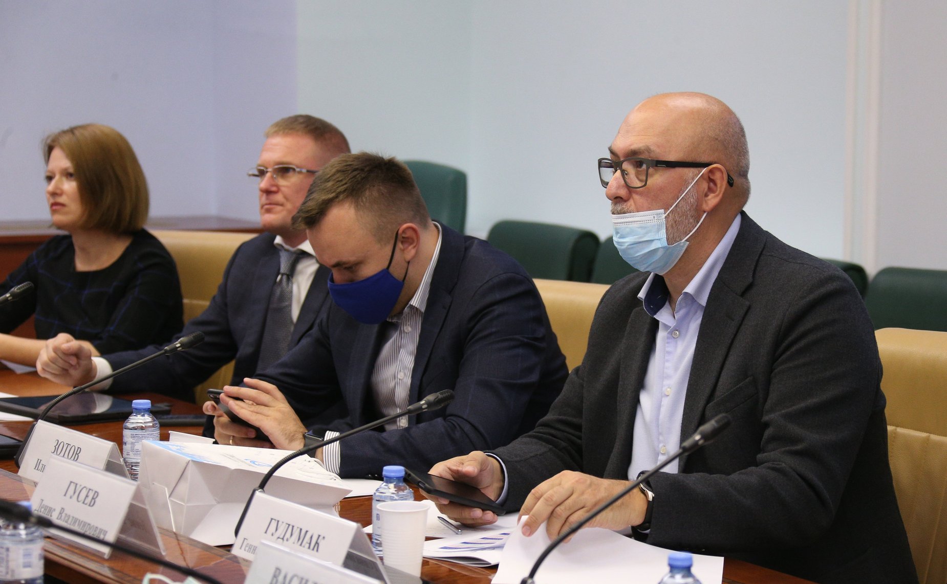 Заседание «круглого стола» на тему «О совершенствовании правового регулирования автомобильных пассажирских перевозок»