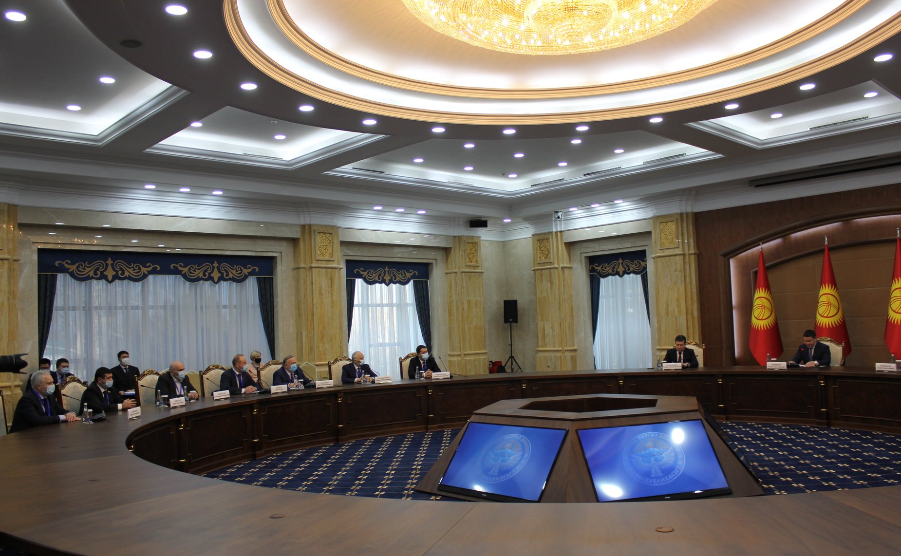 Встреча делегации Российской Федерации с исполняющим обязанности Президента Киргизской Республики Талантом Мамытовым