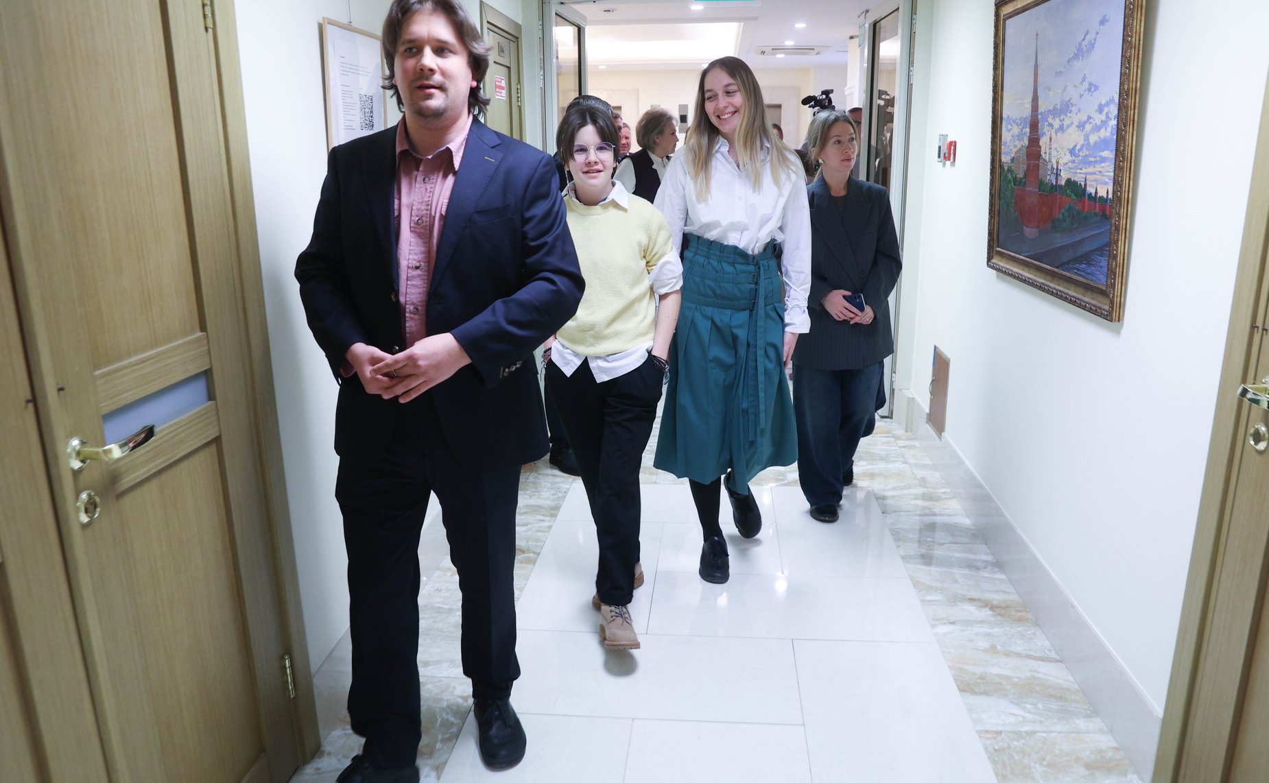 В Совете Федерации открылась выставка «Россия.Текущее» работ российских художников, исследующих современную историю нашей страны