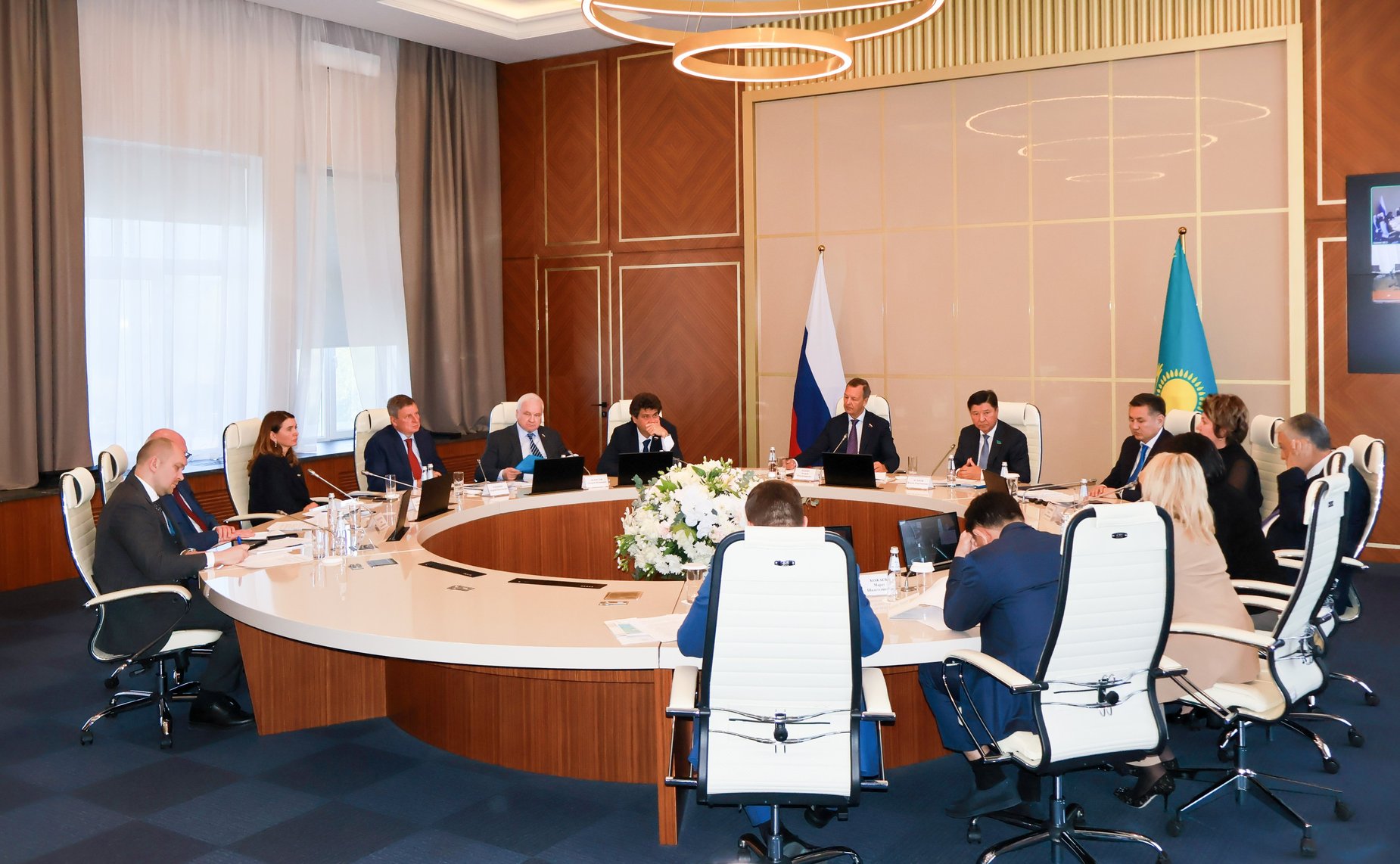 Делегация Совета Федерации во главе с первым заместителем Председателя СФ Андреем Яцкиным приняла участие в 24-м заседании Комиссии по сотрудничеству между Сенатом Парламента Республики Казахстан и Советом Федерации