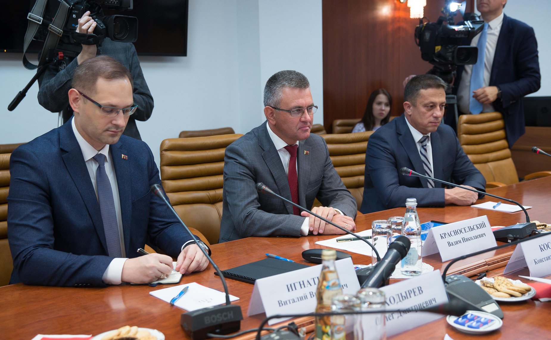 Встреча К. Косачева с Президентом Приднестровской Молдавской Республики В. Красносельским