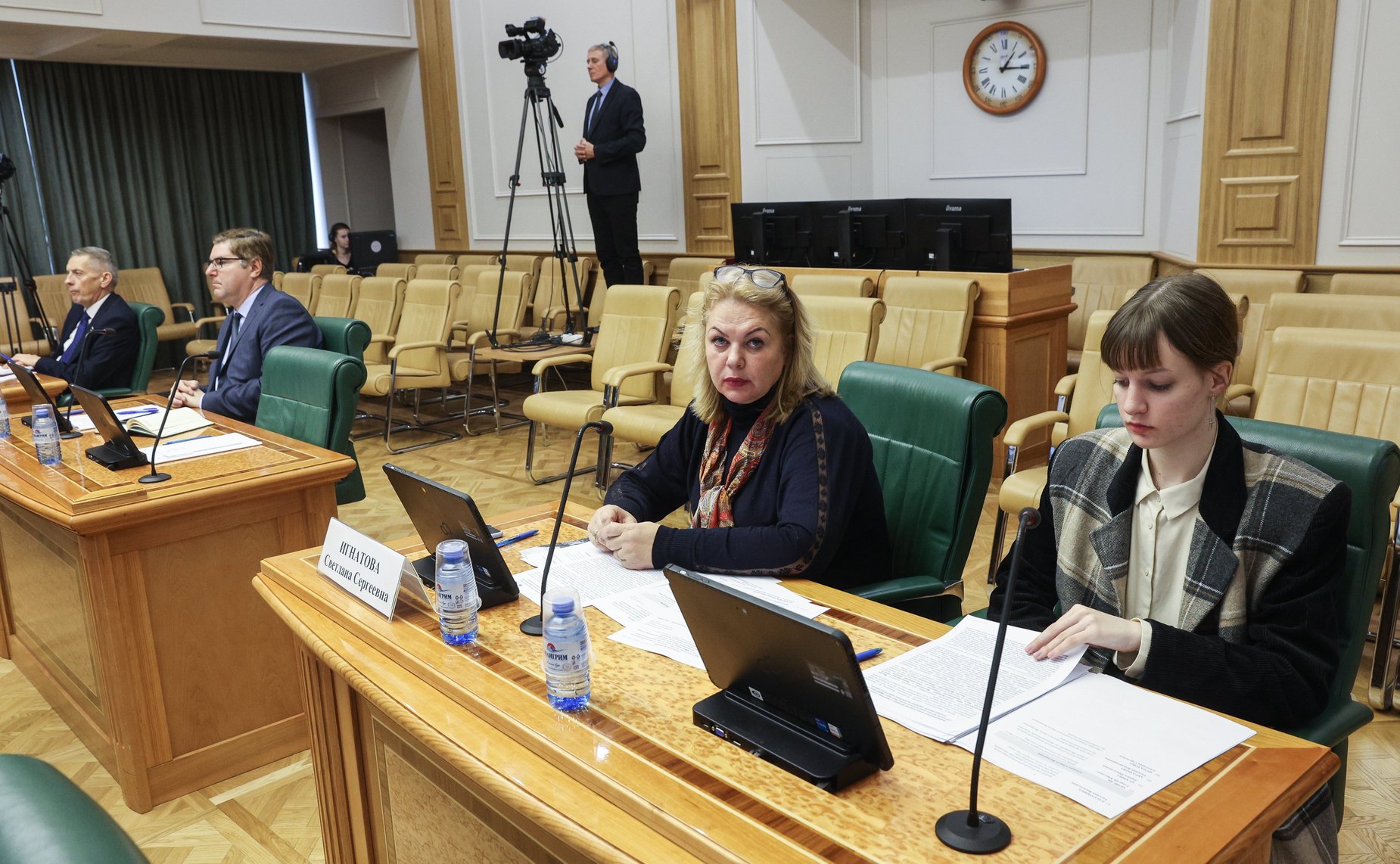 Круглый стол Комитета СФ по социальной политике «Об итогах летнего туристического сезона 2023 г и эффективности мер государственной поддержки организаций туристической отрасли»