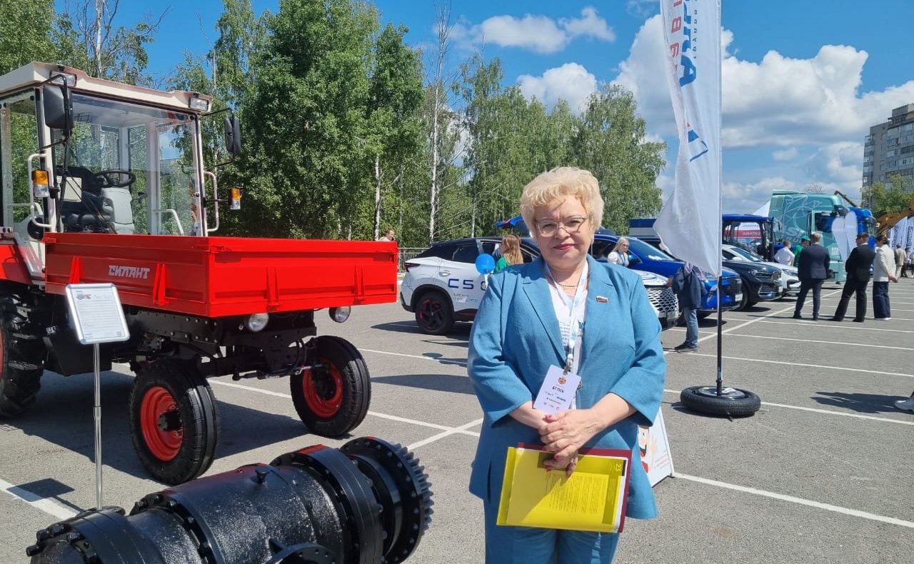 Оксана Хлякина приняла участие в заседании круглого стола на тему: «Экология и сохранение окружающей среды для будущих поколений»