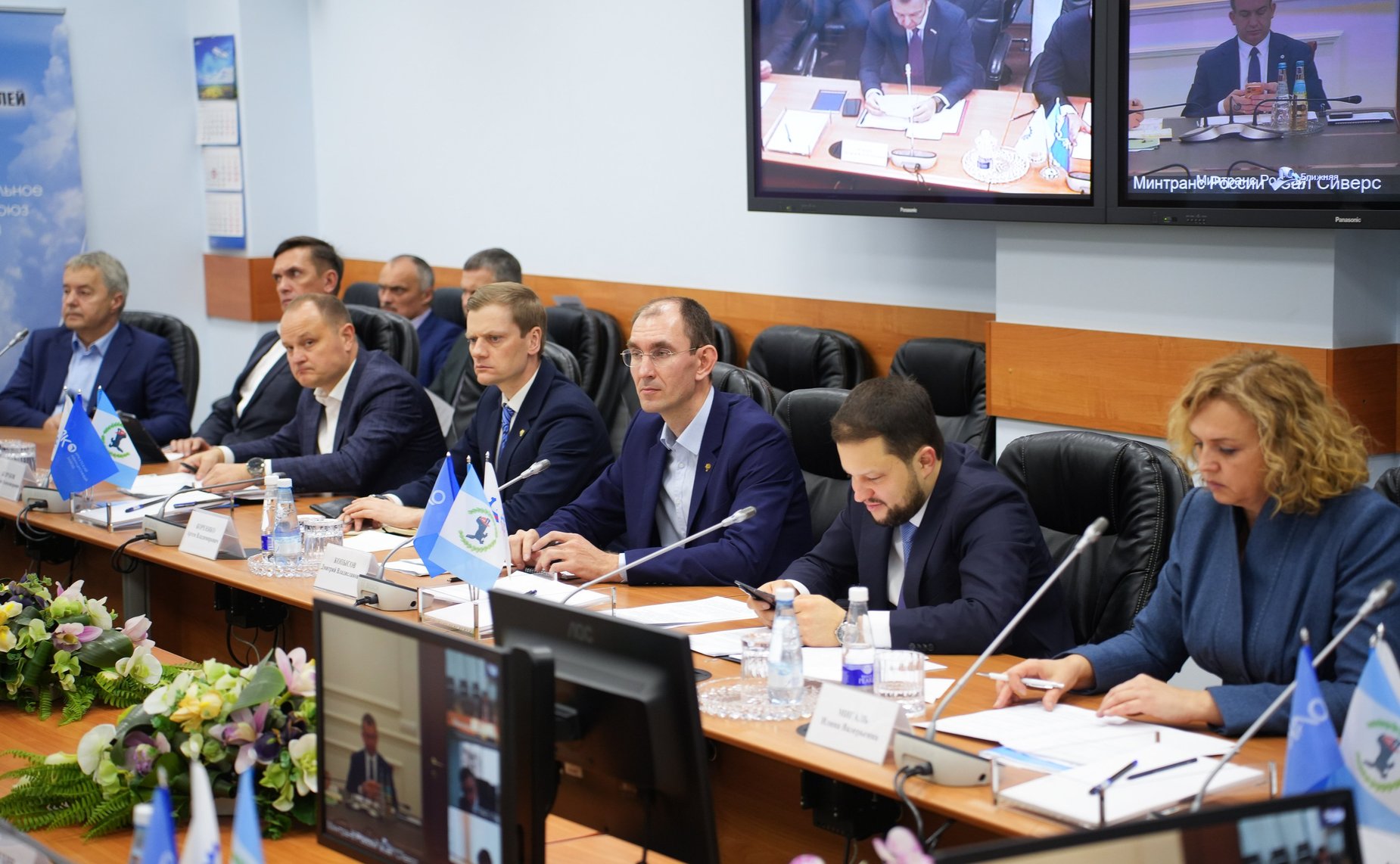 Сенаторы осмотрели цеха Иркутского авиационного завода – Филиала ПАО «Яковлев» и приняли участие в совещании «Перспективы развития гражданской авиации»