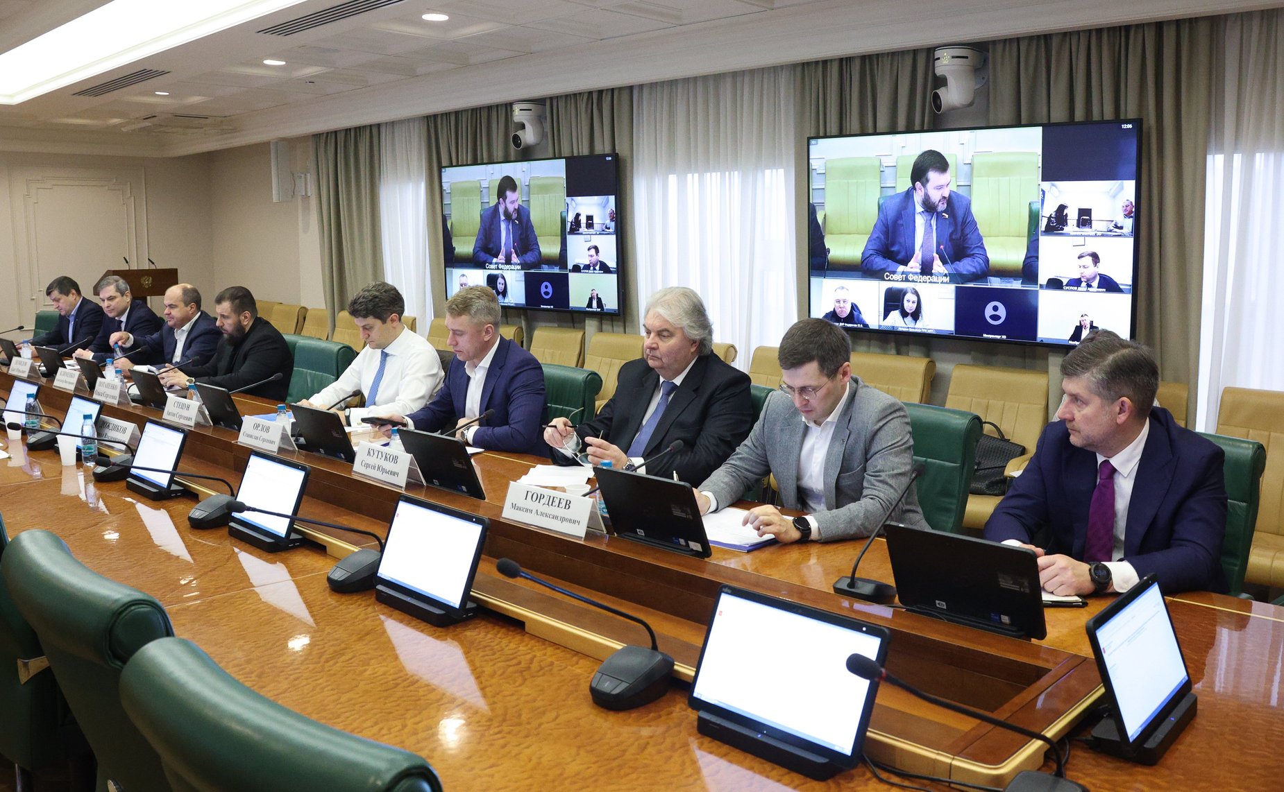 Совещание Комитета Совета Федерации по экономической политике на тему «Вопросы восстановления промышленного потенциала Донецкой Народной Республики, Луганской Народной Республики, Запорожской области и Херсонской области»