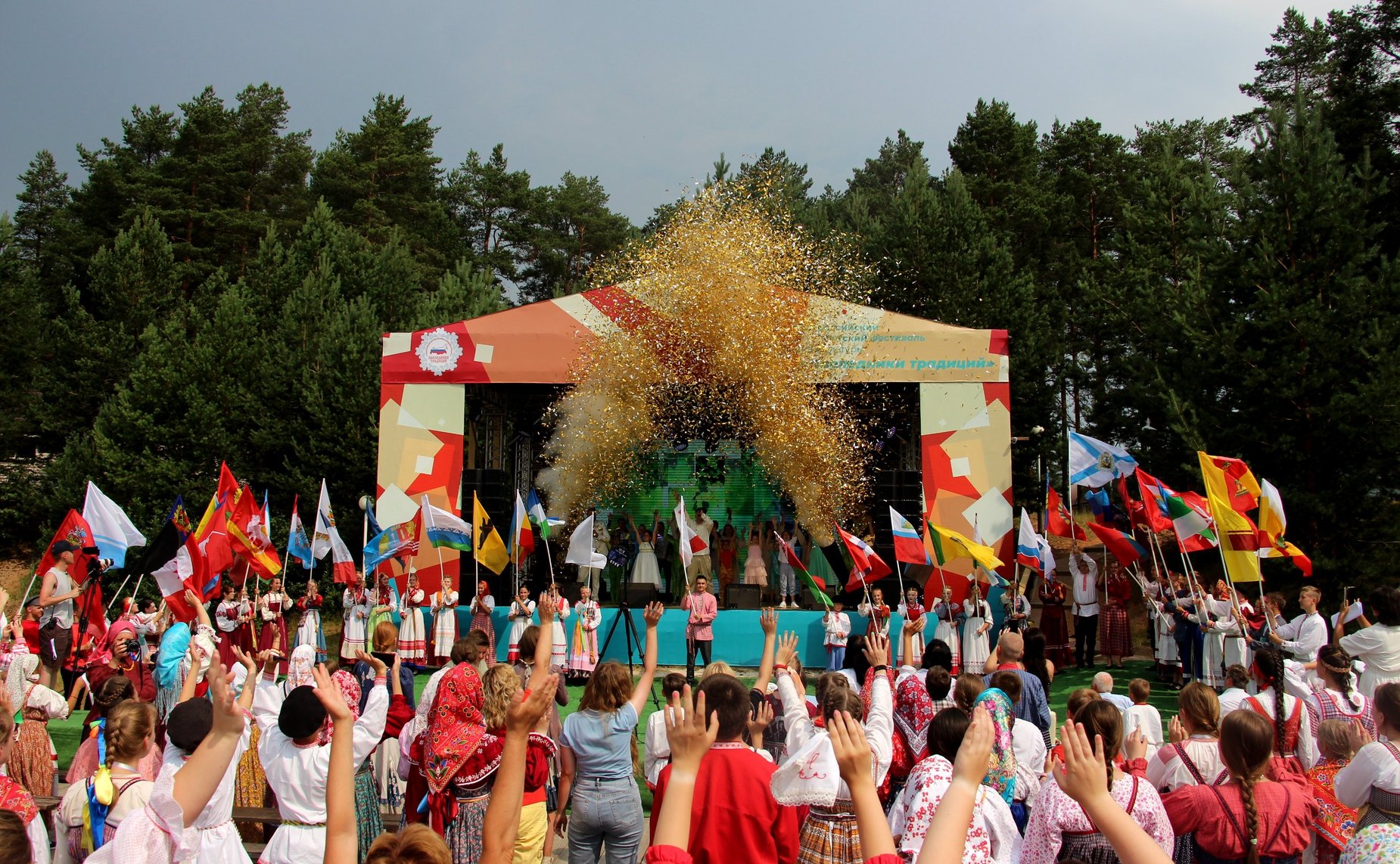 Заместитель Председателя Совета Федерации Юрий Воробьев принял участие в открытии Всероссийского детского фестиваля народной культуры «Наследники традиций»