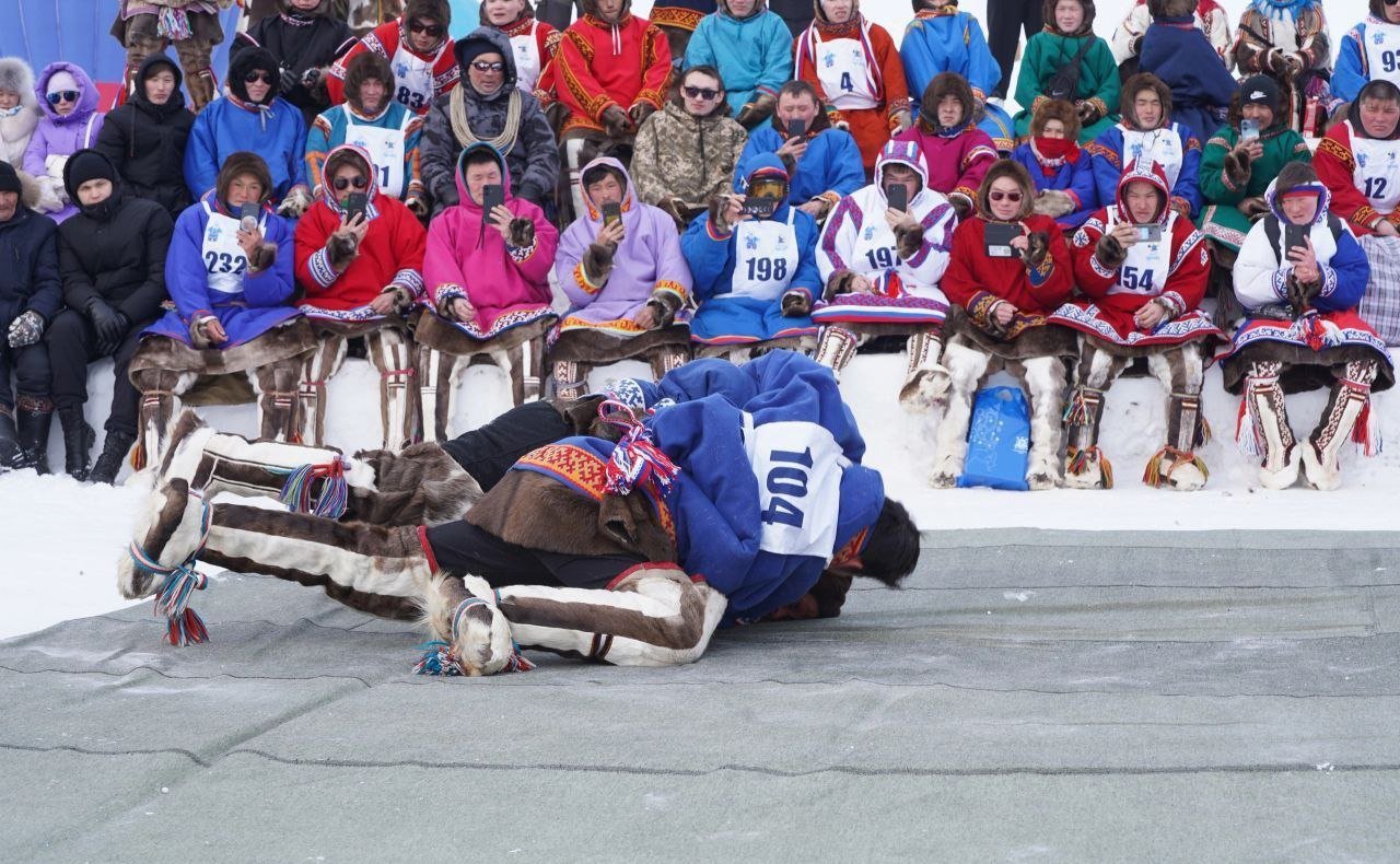 Григорий Ледков принял участие в ежегодном Слете оленеводов Тазовского района Ямало-Ненецкого автономного округа