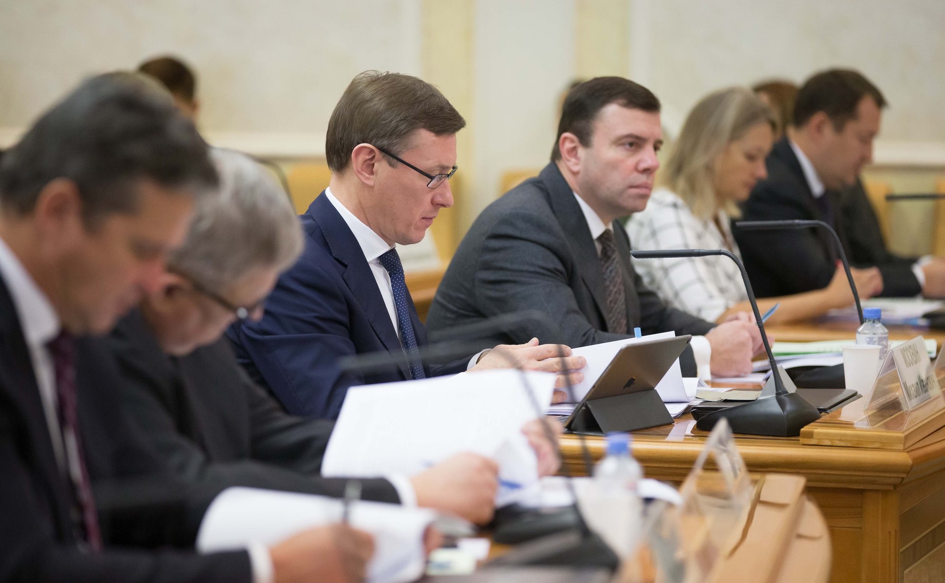 Парламентские слушания на тему «Новые механизмы переселения граждан из непригодного для проживания жилищного фонда: вопросы законодательного регулирования»