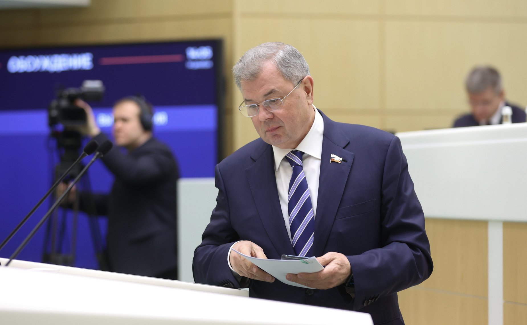 Анатолий Артамонов