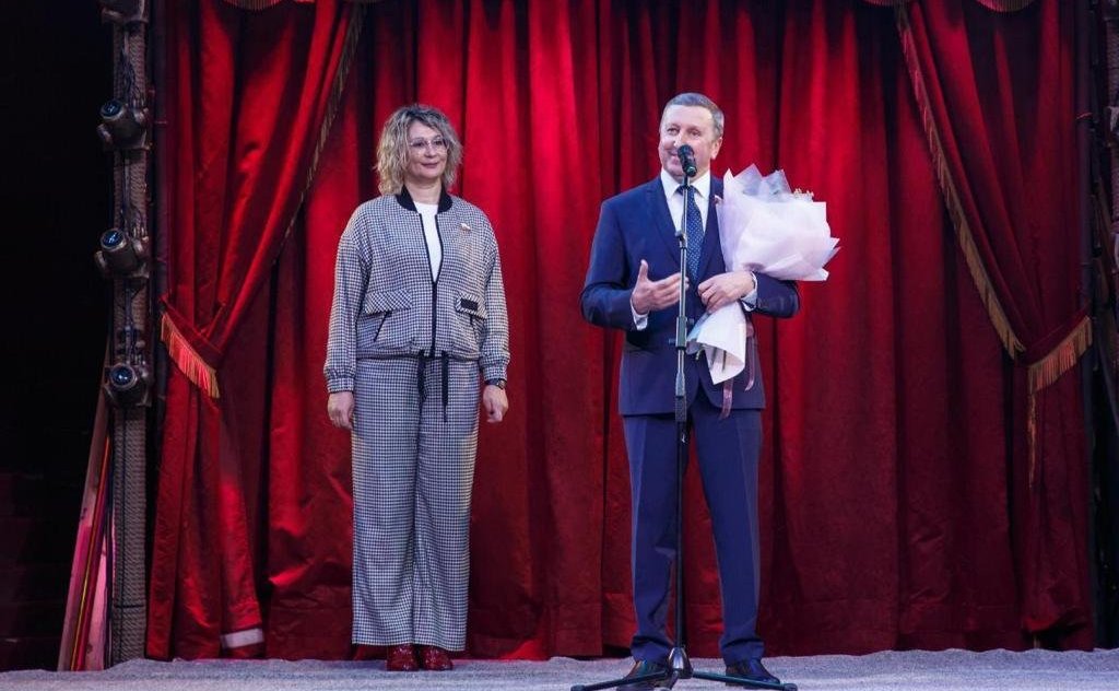 Наталия Косихина и Сергей Березкин приняли участие в торжественной церемонии награждения работников культуры в их профессиональный праздник