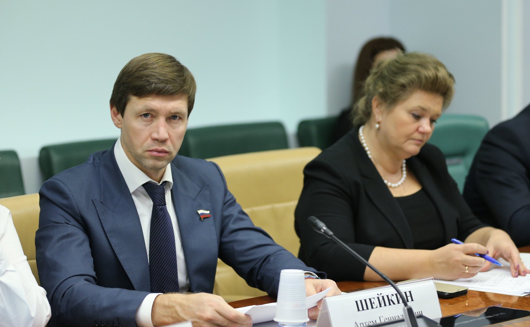 «Круглый стол» на тему «Отечественная история и информационная политика: как не допустить умаления значения подвига народа при защите Отечества»