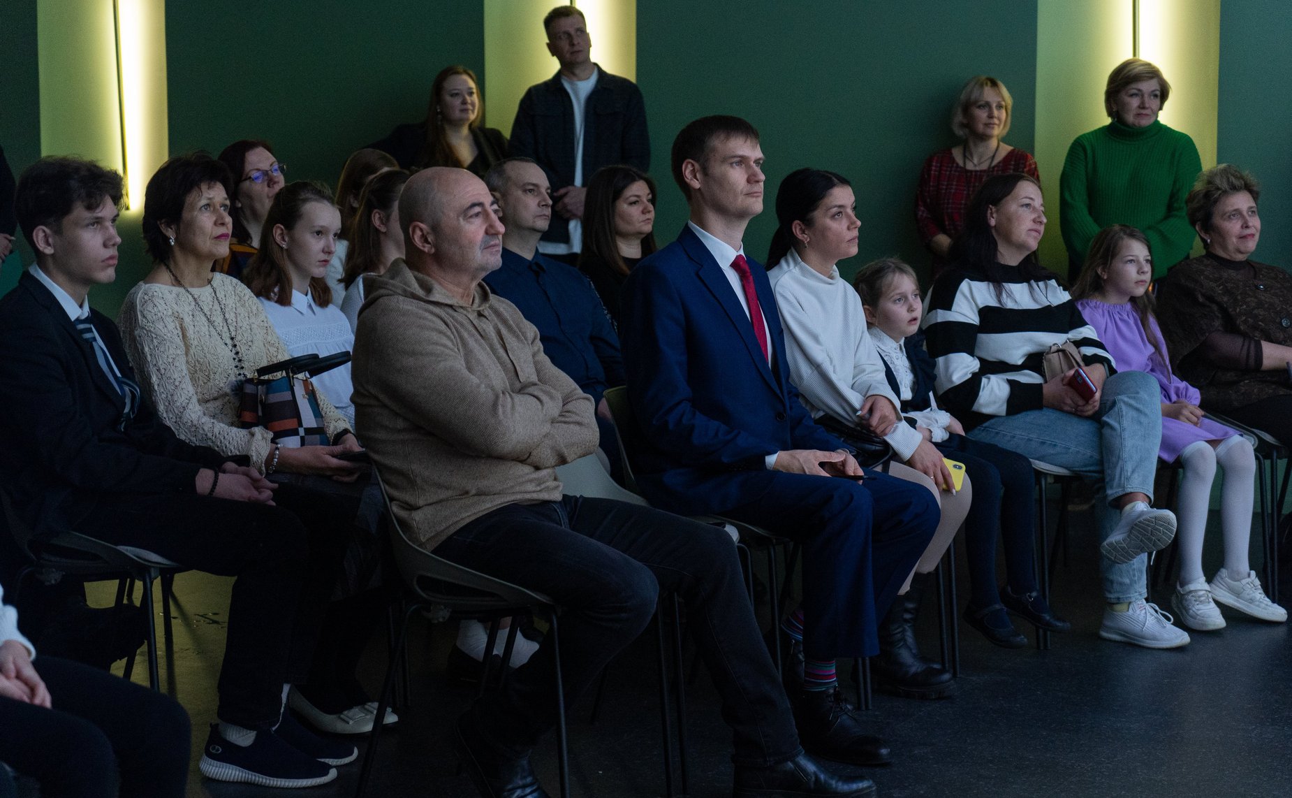 Александр Вайнберг принял участие в торжественном награждении детей – победителей Всероссийской творческой акции «Портрет твоего края»