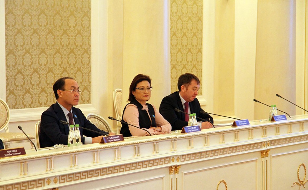 Совместное заседание Комитета СФ по международным делам, Комитета СФ по обороне и безопасности и Комитета по международным отношениям, обороне и безопасности Сената Парламента Республики Казахстан
