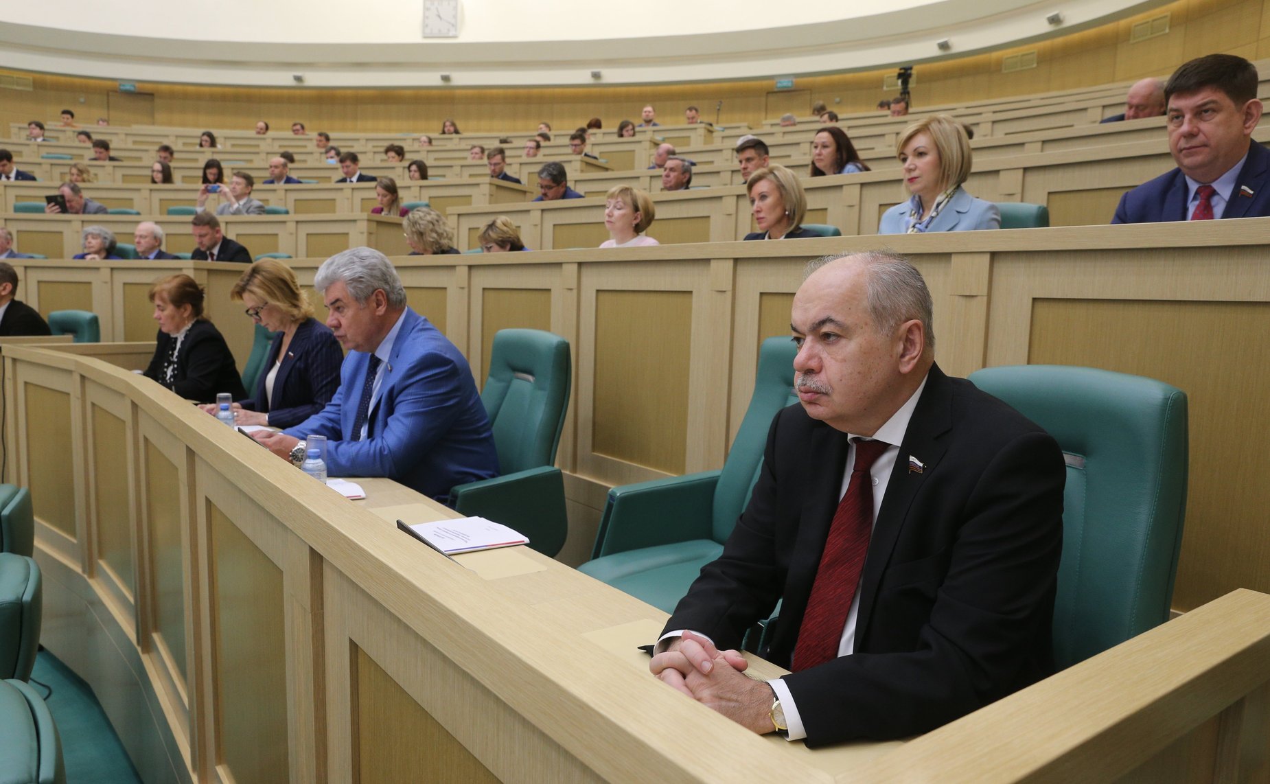 Парламентские слушания на тему «Научный кадровый потенциал страны: состояние, тенденции развития и инструменты роста»