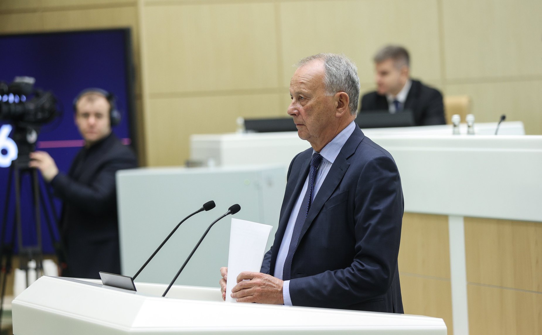 Александр Дынкин