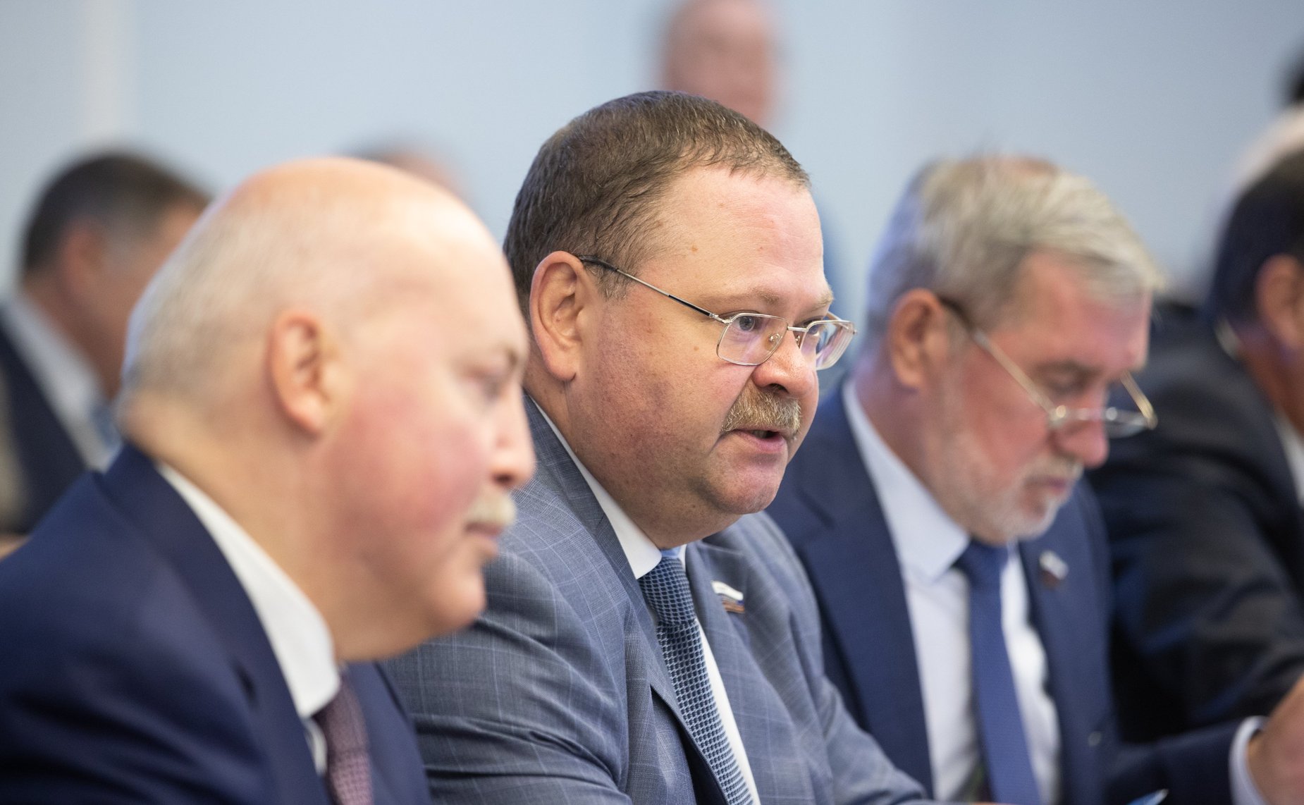 Олег Мельниченко