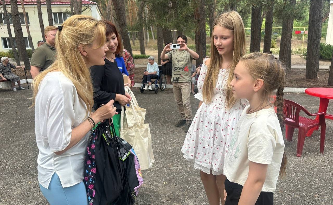 Дарья Лантратова проконтролировала ход восстановления объектов в Беловодском муниципальном округе ЛНР