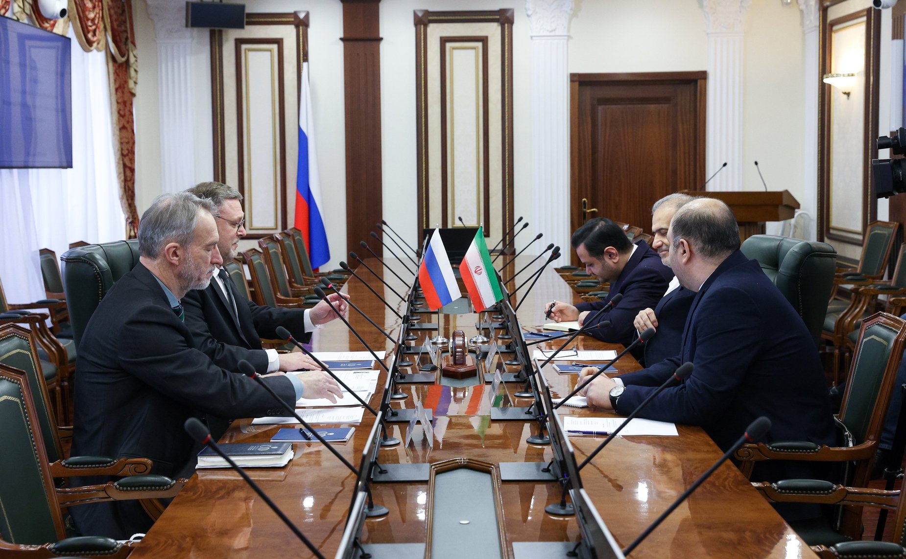 Встреча заместителя Председателя Совета Федерации Константина Косачева с Чрезвычайным и Полномочным Послом Исламской Республики Иран в Российской Федерации Каземом Джалали