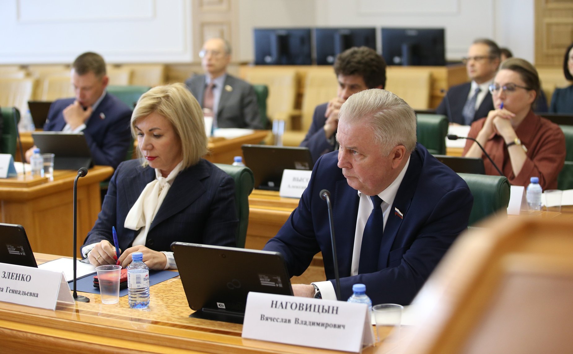 Встреча сенаторов Российской Федерации с генеральным директором ППК «Российский экологический оператор» Денисом Буцаевым в формате «Открытого диалога»