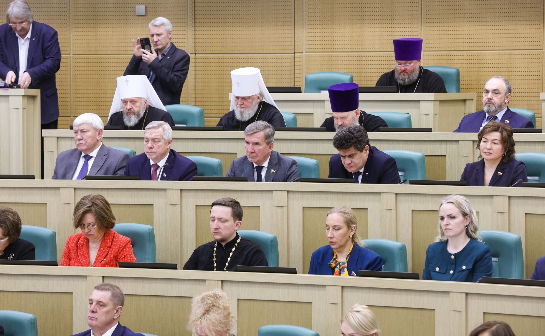 Пленарное заседание XIV Рождественских парламентских встреч