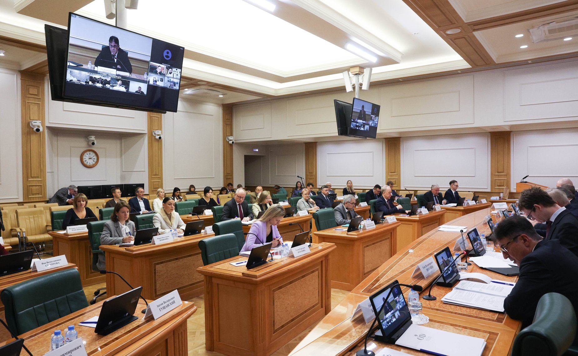 Парламентские слушания Комитета СФ по Регламенту и организации парламентской деятельности «Актуальные вопросы защиты прав потребителей и пути их решения»