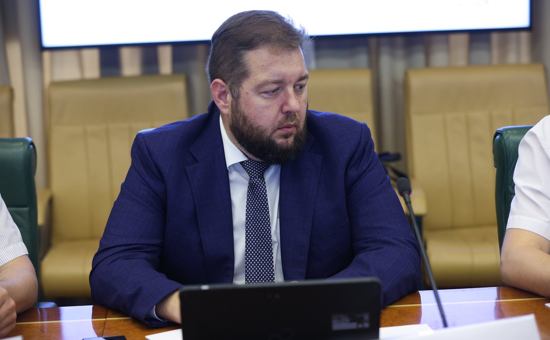 Совещание по вопросу регулирования деятельности компаний, предлагающих услуги по списанию долгов