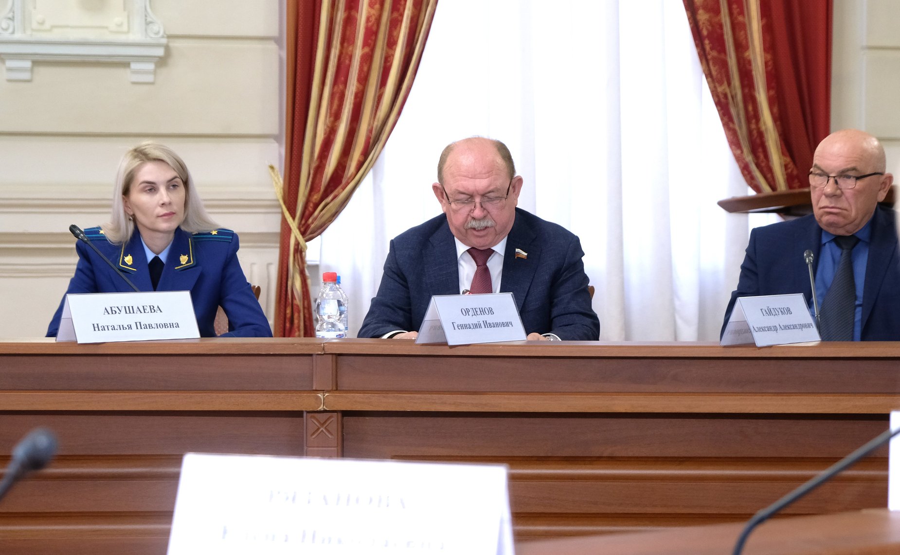 Геннадий Орденов представил отчет об итогах своей работы за 2023 год на заседании правительства Астраханской области