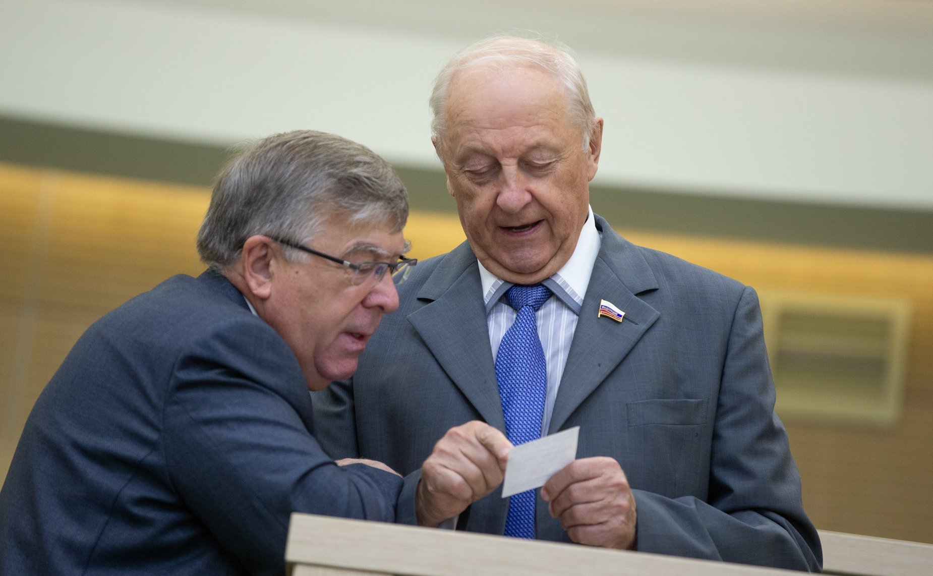 В. Рязанский и Э. Россель